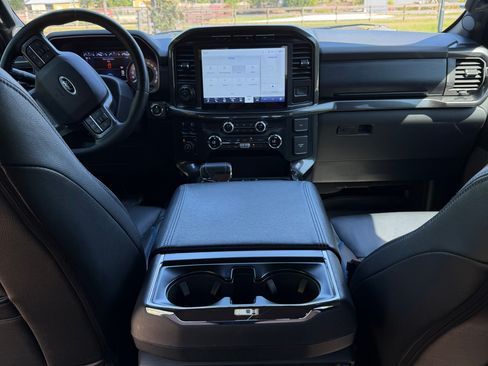 Used 2021 Ford F150 XLT w/ Equipment Group 302A High image 11