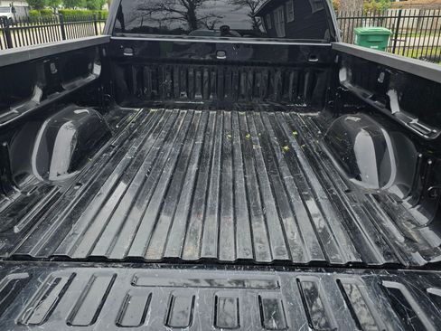 Used 2017 Chevrolet Silverado 1500 LT w/ All Star Edition image 8