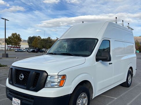 Used 2019 Nissan NV 2500 SV image 6