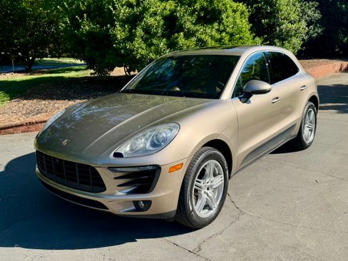 Used 2016 Porsche Macan S AWD/4WD image 1