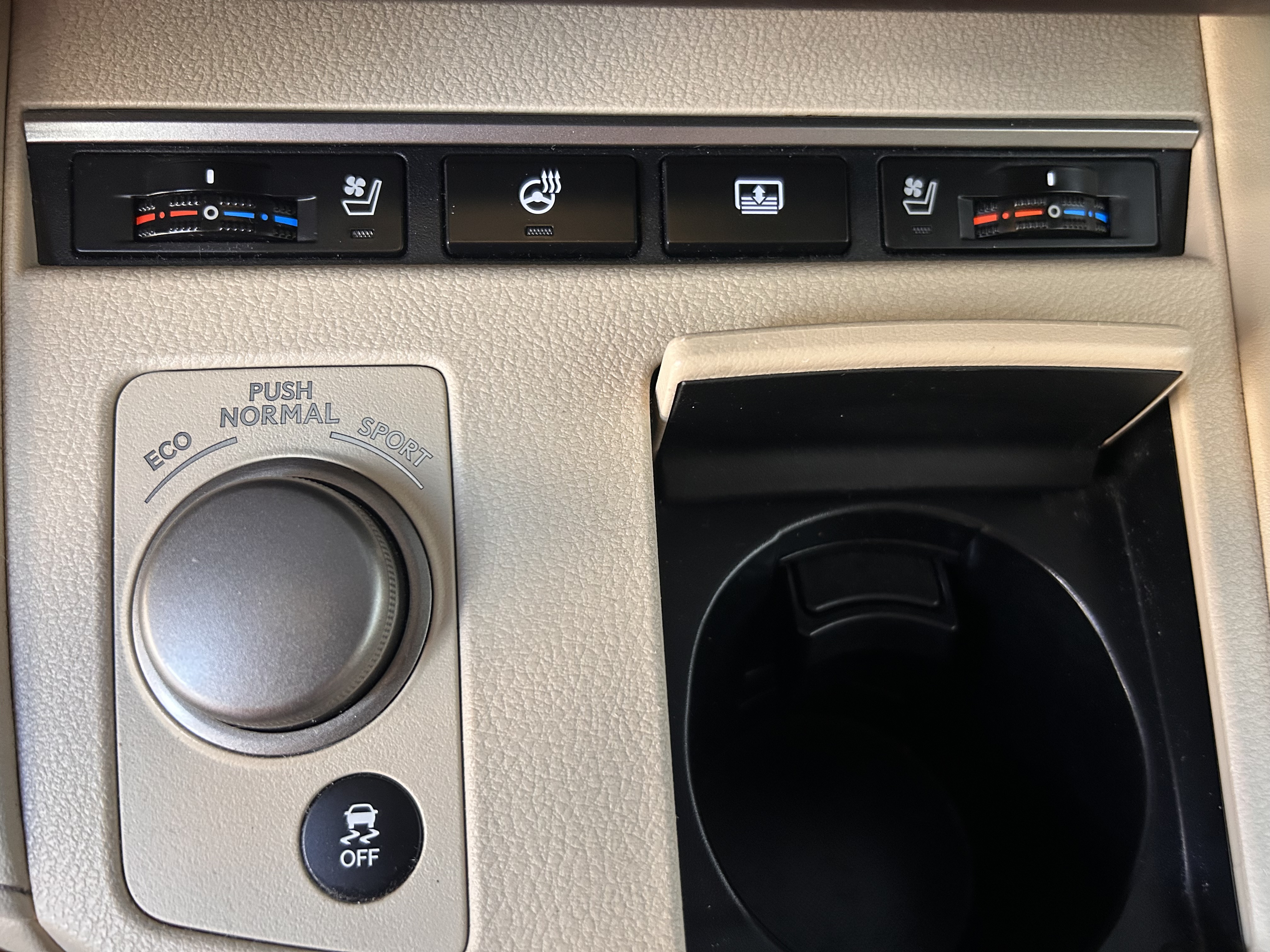 Used 2016 Lexus ES 350 w/ Luxury Package w/Wood Trim FWD image 19
