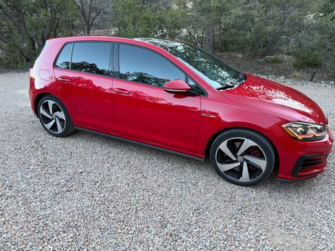 Used 2019 Volkswagen GTI Autobahn image 4