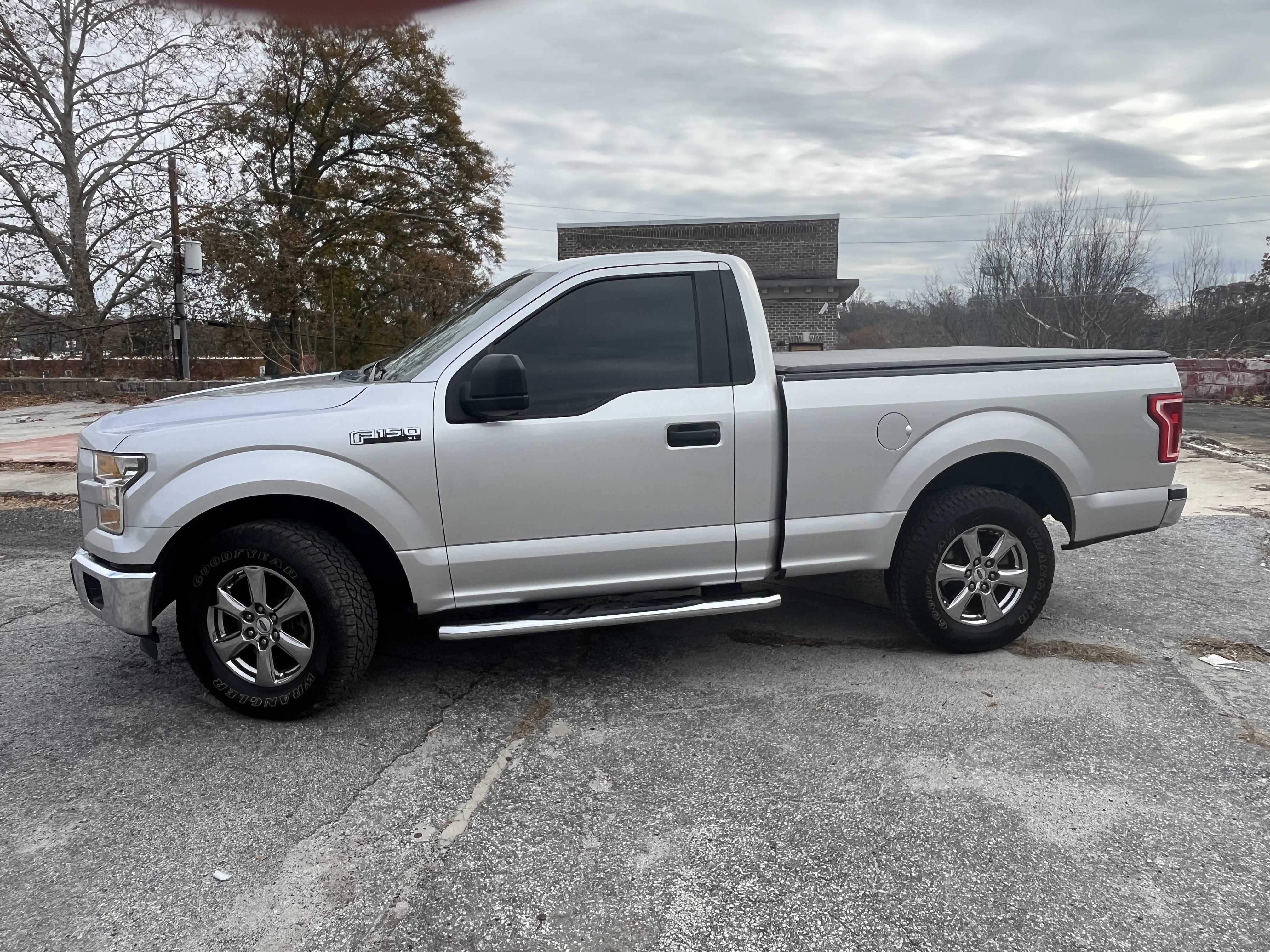 Used 2015 Ford F150 XL w/ Equipment Group 101A Mid RWD image 12