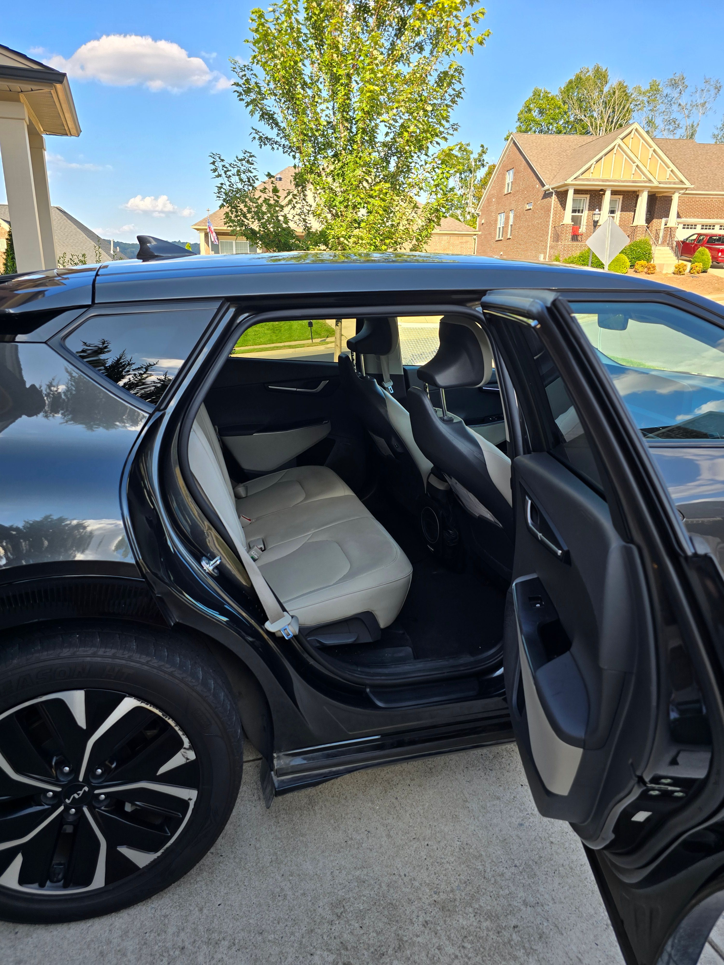 Used 2022 Kia EV6 Wind AWD/4WD image 9