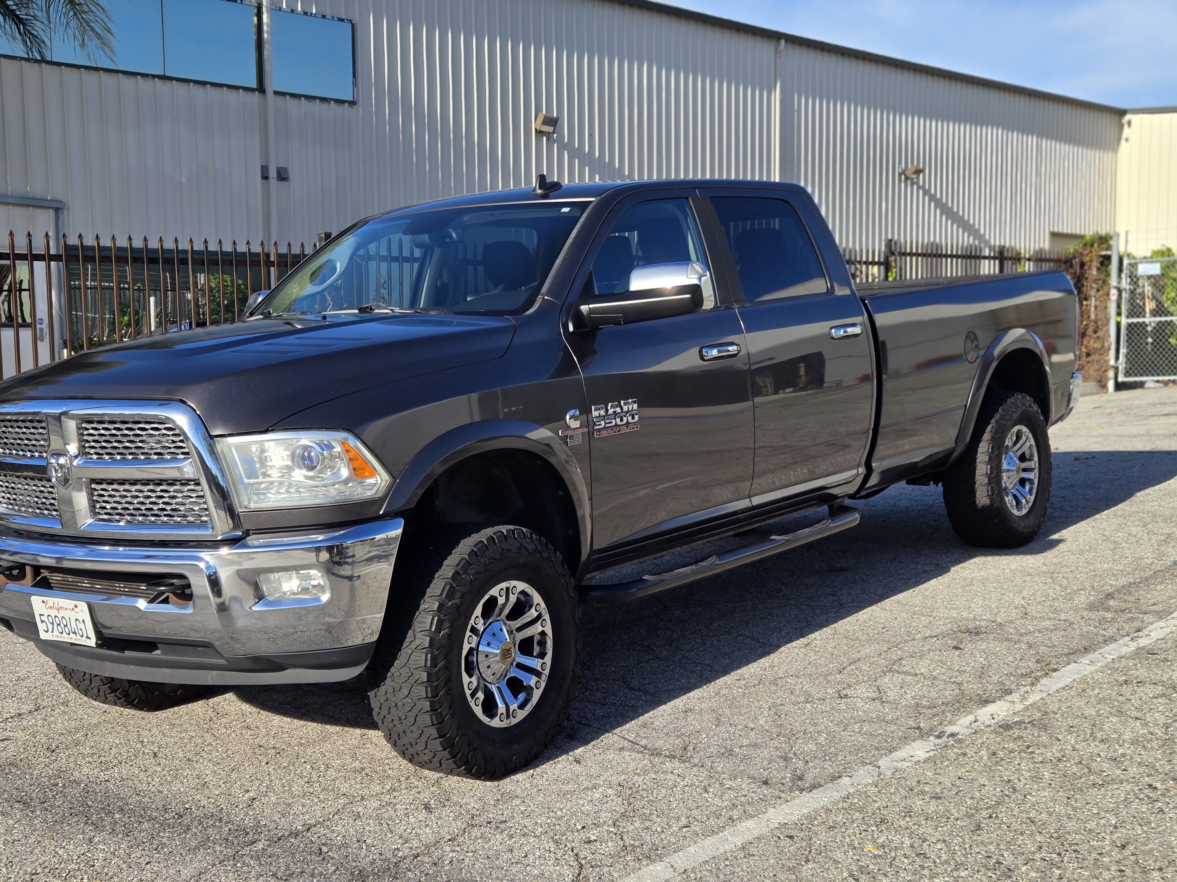 Used 2014 RAM 3500 Laramie AWD/4WD image 4