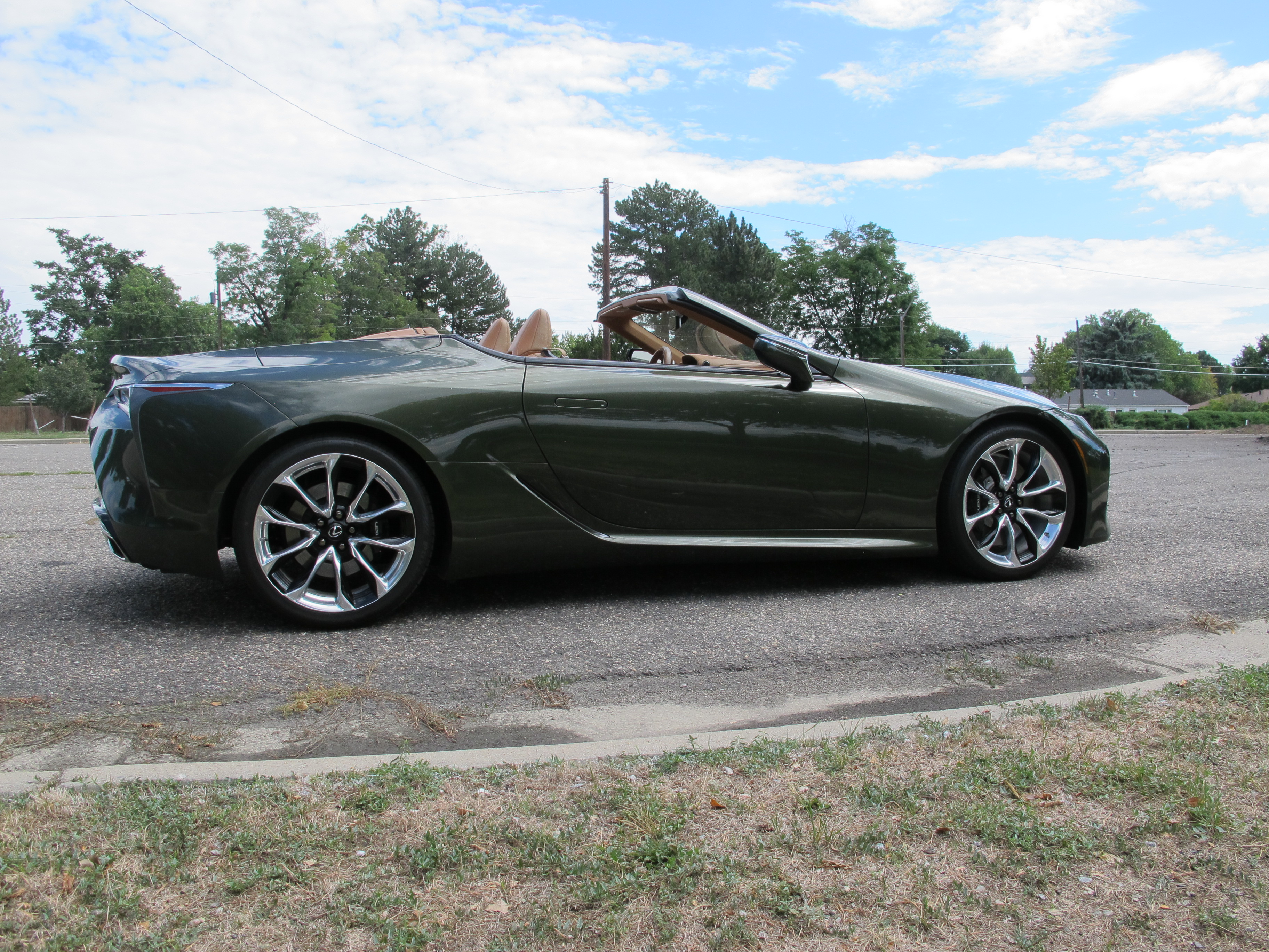 Used 2021 Lexus LC 500 Convertible w/ Touring Package RWD image 2