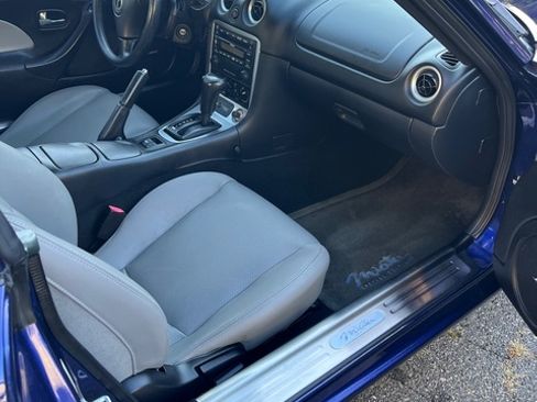 Used 2003 MAZDA MX-5 Miata SE image 6