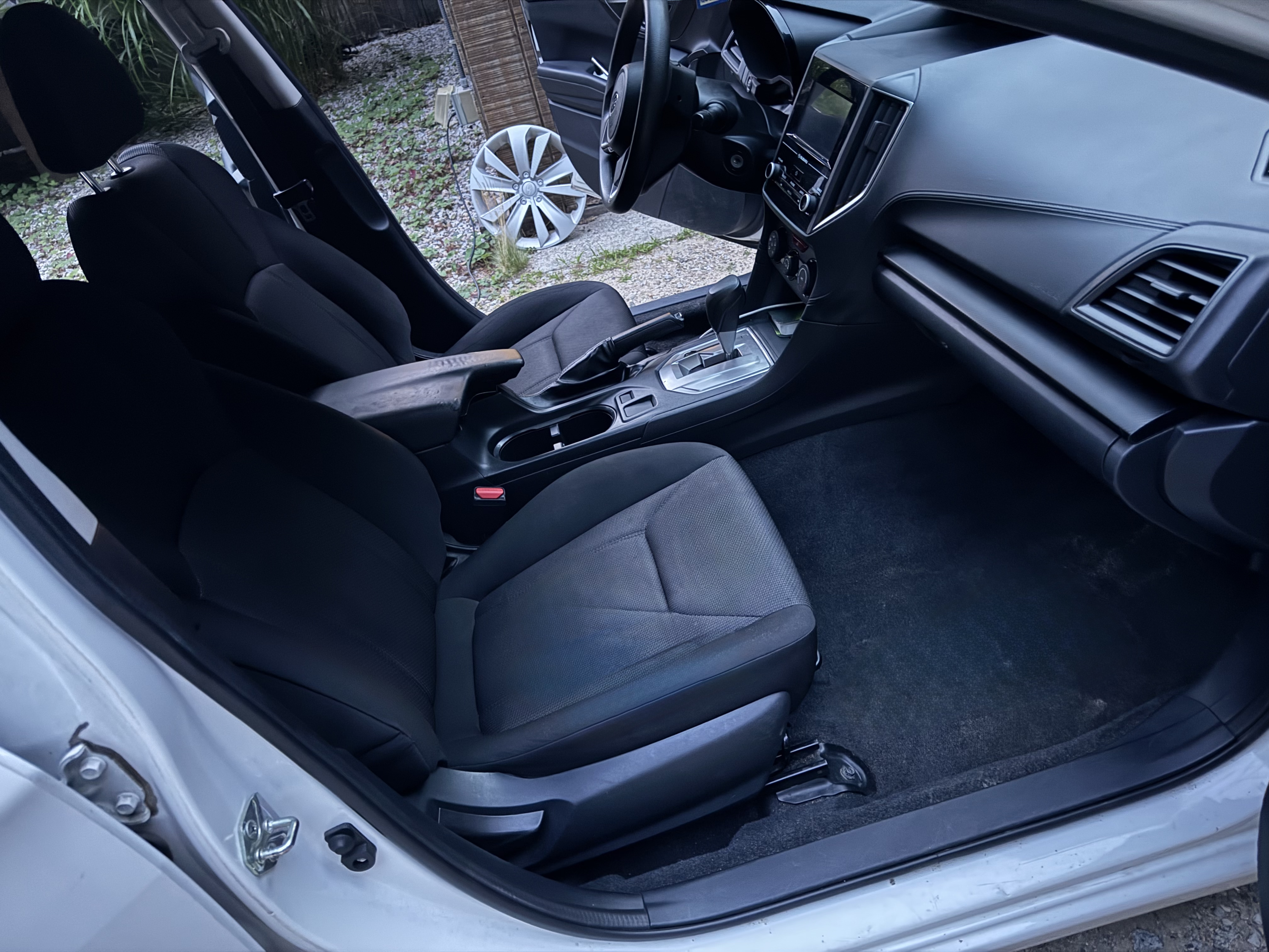 Used 2020 Subaru Impreza 2.0i AWD/4WD image 6