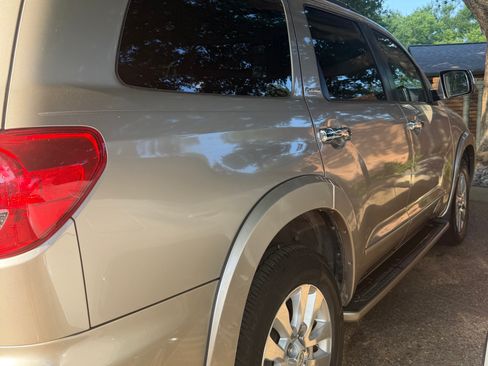 Used 2008 Toyota Sequoia Platinum AWD/4WD image 15