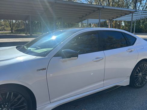 Used 2022 Acura TLX Type S image 4