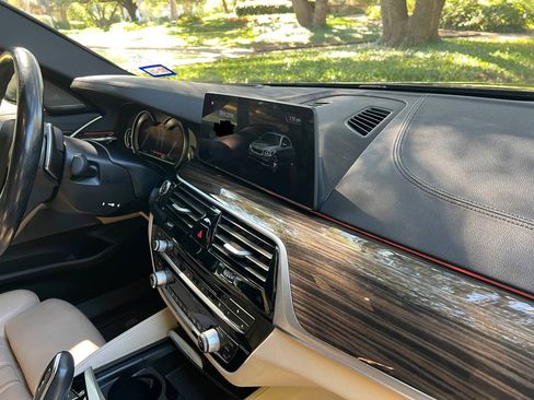 Used 2017 BMW 540i image 15