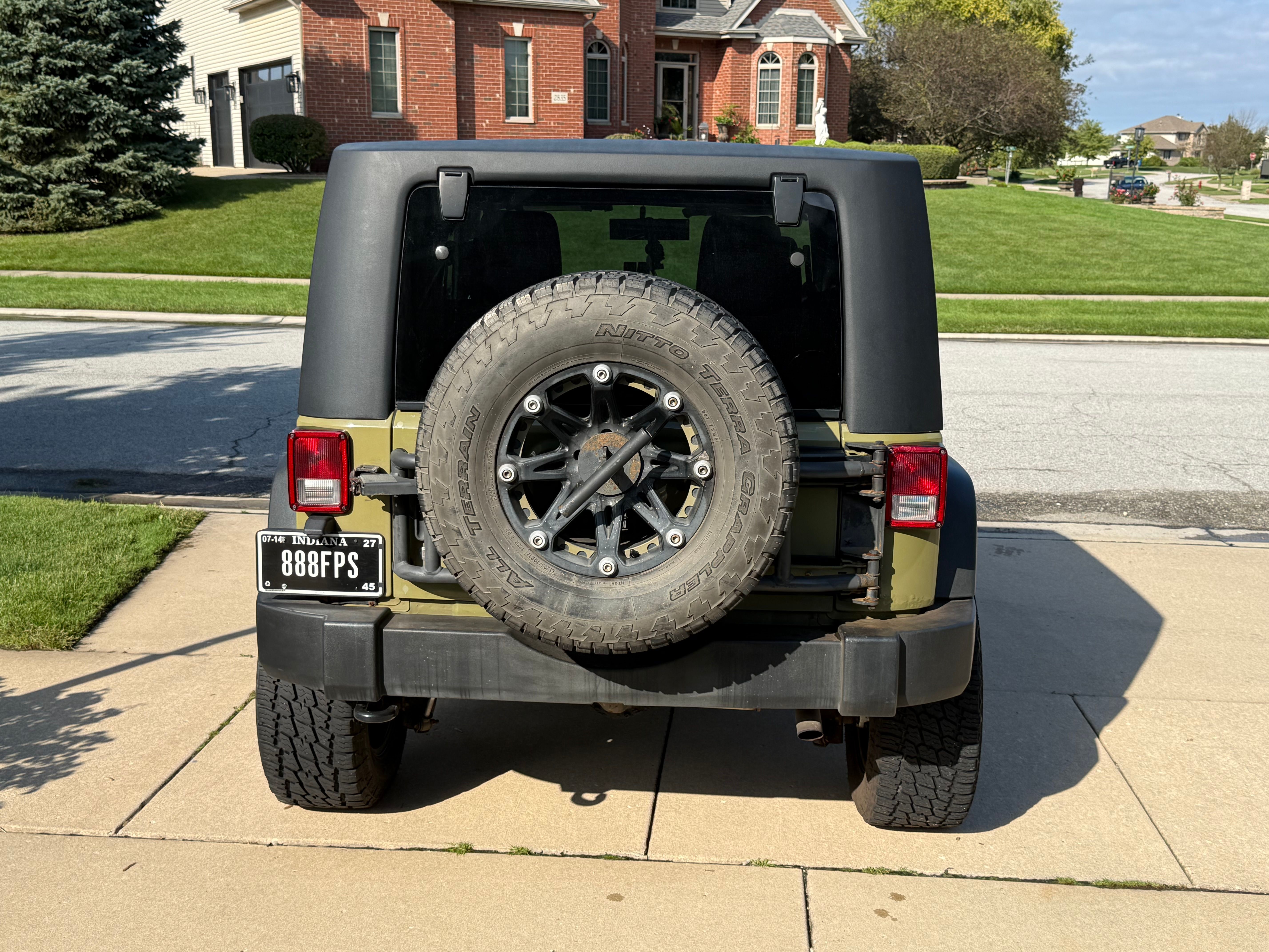 Used 2013 Jeep Wrangler Sport w/ Connectivity Group AWD/4WD image 4