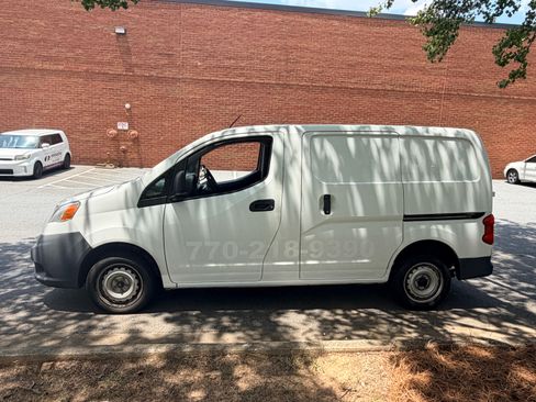 Used 2015 Nissan NV200 S FWD image 9