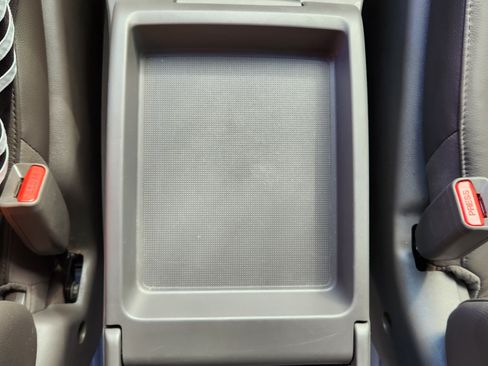 Used 2013 Honda Odyssey Touring Elite image 11