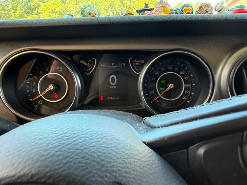 Used 2020 Jeep Wrangler Unlimited Sport S AWD/4WD image 11