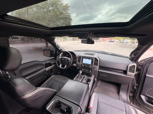 Used 2018 Ford F150 Raptor w/ Equipment Group 802A Luxury AWD/4WD image 9