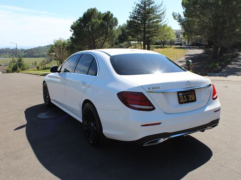 Used 2020 Mercedes-Benz E 350 E 350 Sedan 4D image 5