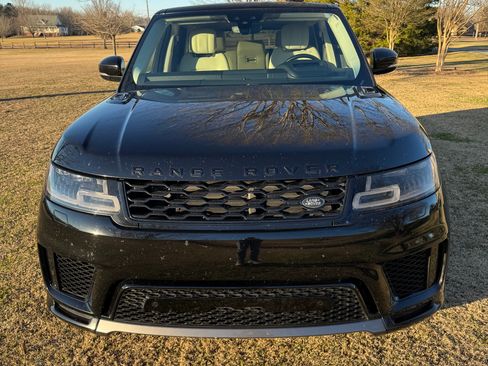 Used 2020 Land Rover Range Rover Sport HSE image 2