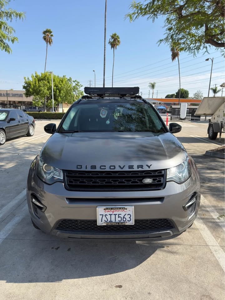 Used 2016 Land Rover Discovery Sport SE AWD/4WD image 6