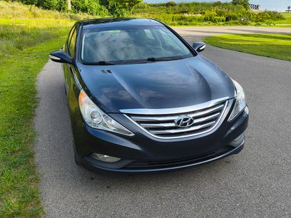 Used 2014 Hyundai Sonata SE w/ Premium Package 04