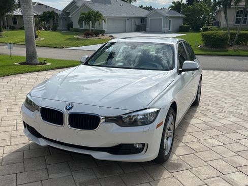 Used 2015 BMW 328i xDrive Sedan AWD/4WD image 10