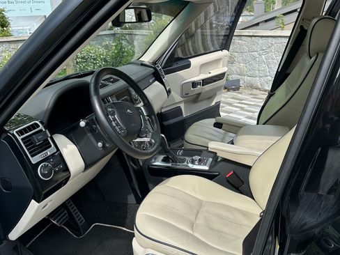 Used 2011 Land Rover Range Rover Supercharged AWD/4WD image 11