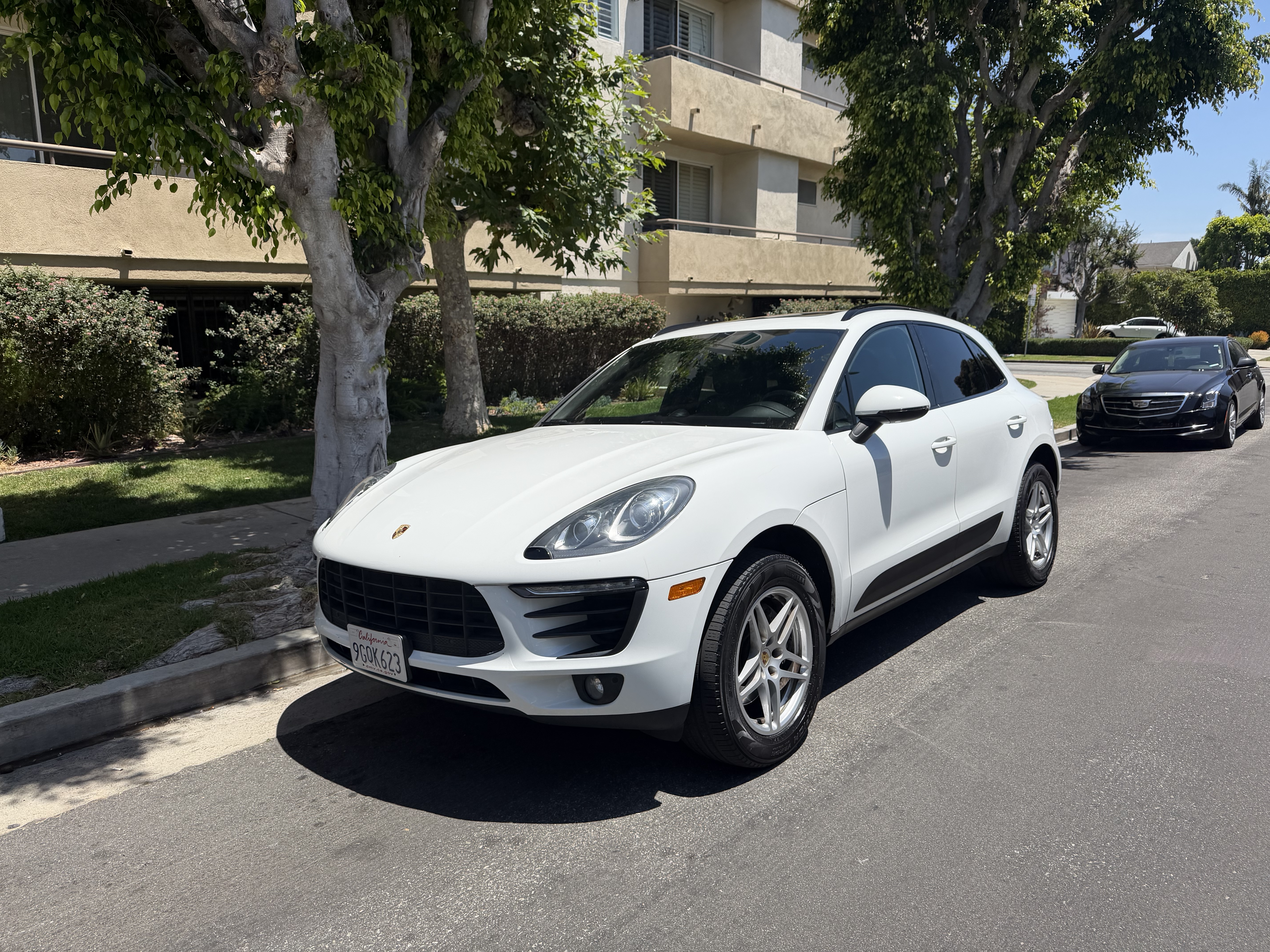 Used 2018 Porsche Macan Sport Edition AWD/4WD image 5