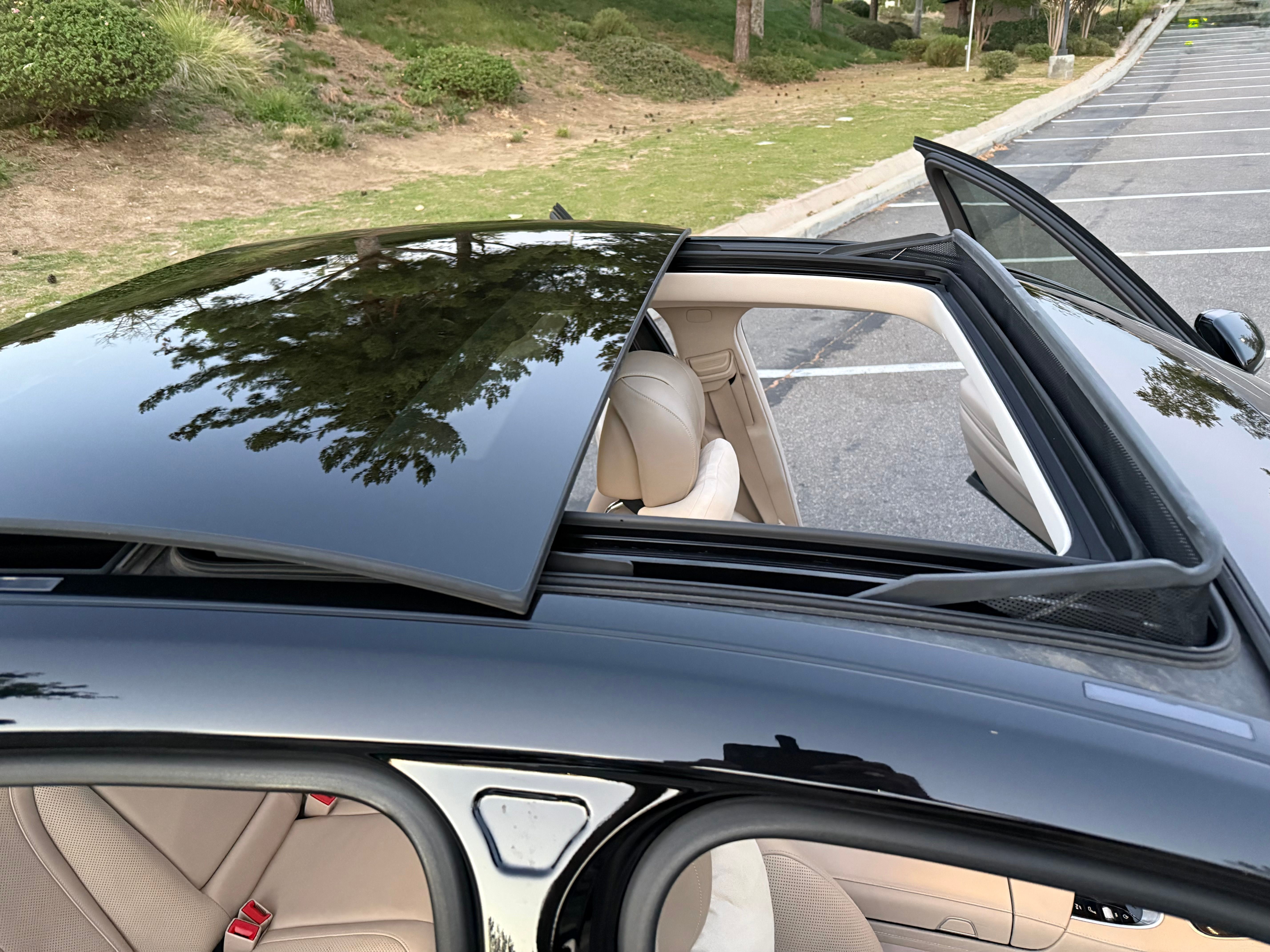 Used 2019 Mercedes-Benz S 560 Sedan image 12