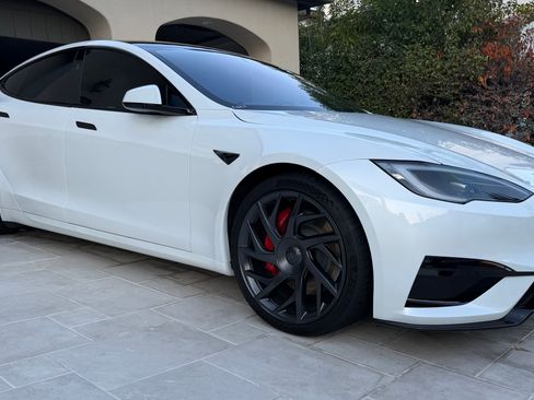 Used 2026 Tesla Model S Plaid AWD/4WD image 5