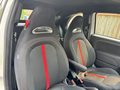 Used 2013 FIAT 500 Abarth FWD image 5