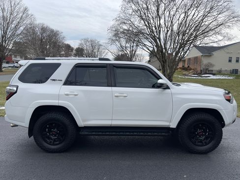Used 2016 Toyota 4Runner TRD Pro image 4