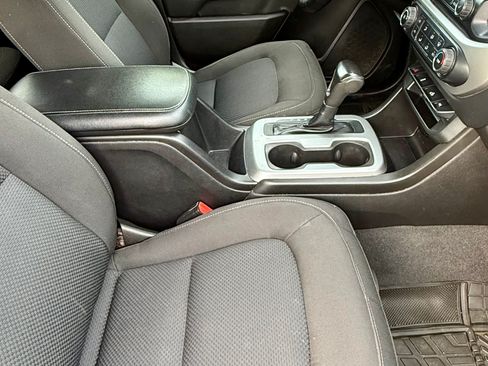 Used 2020 Chevrolet Colorado LT image 14