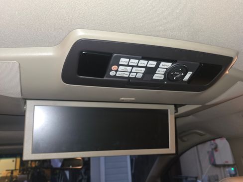 Used 2013 Honda Odyssey Touring Elite image 17