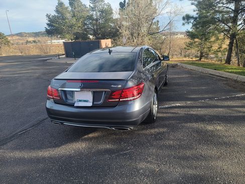 Used 2015 Mercedes-Benz E 400 E 400 4MATIC Coupe 2D image 4