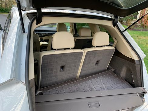 Used 2018 Audi Q7 3.0T Premium Plus w/ Premium Plus Package image 17