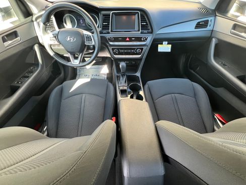 Used 2019 Hyundai Sonata SE image 12
