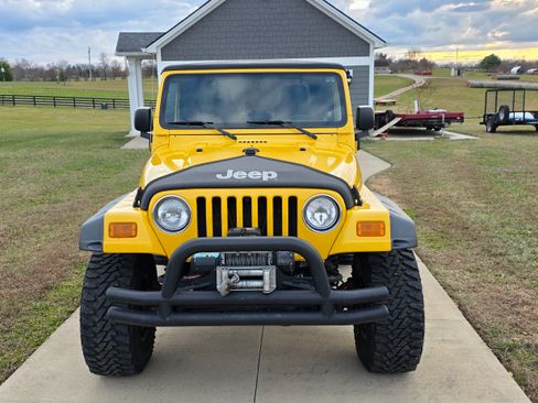 Used 2004 Jeep Wrangler X w/ Wheel Plus Group image 2