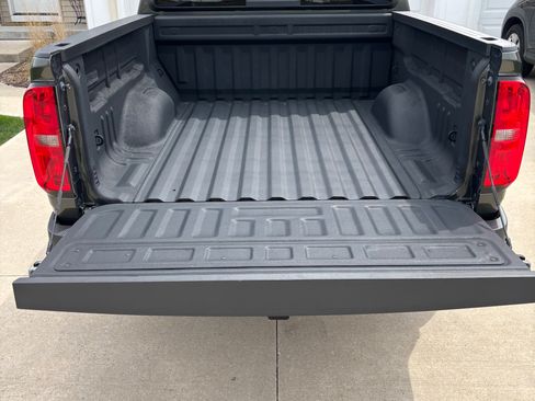 Used 2018 Chevrolet Colorado LT w/ LT Convenience Package image 10