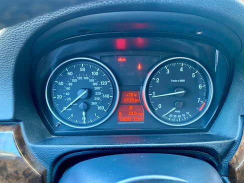 Used 2011 BMW 328i Wagon image 14