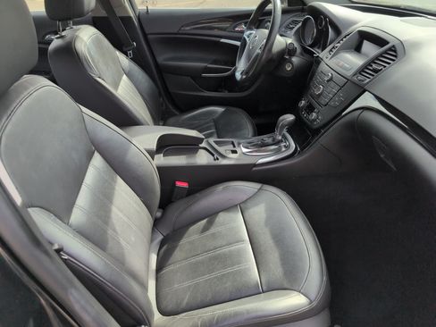 Used 2011 Buick Regal CXL image 10