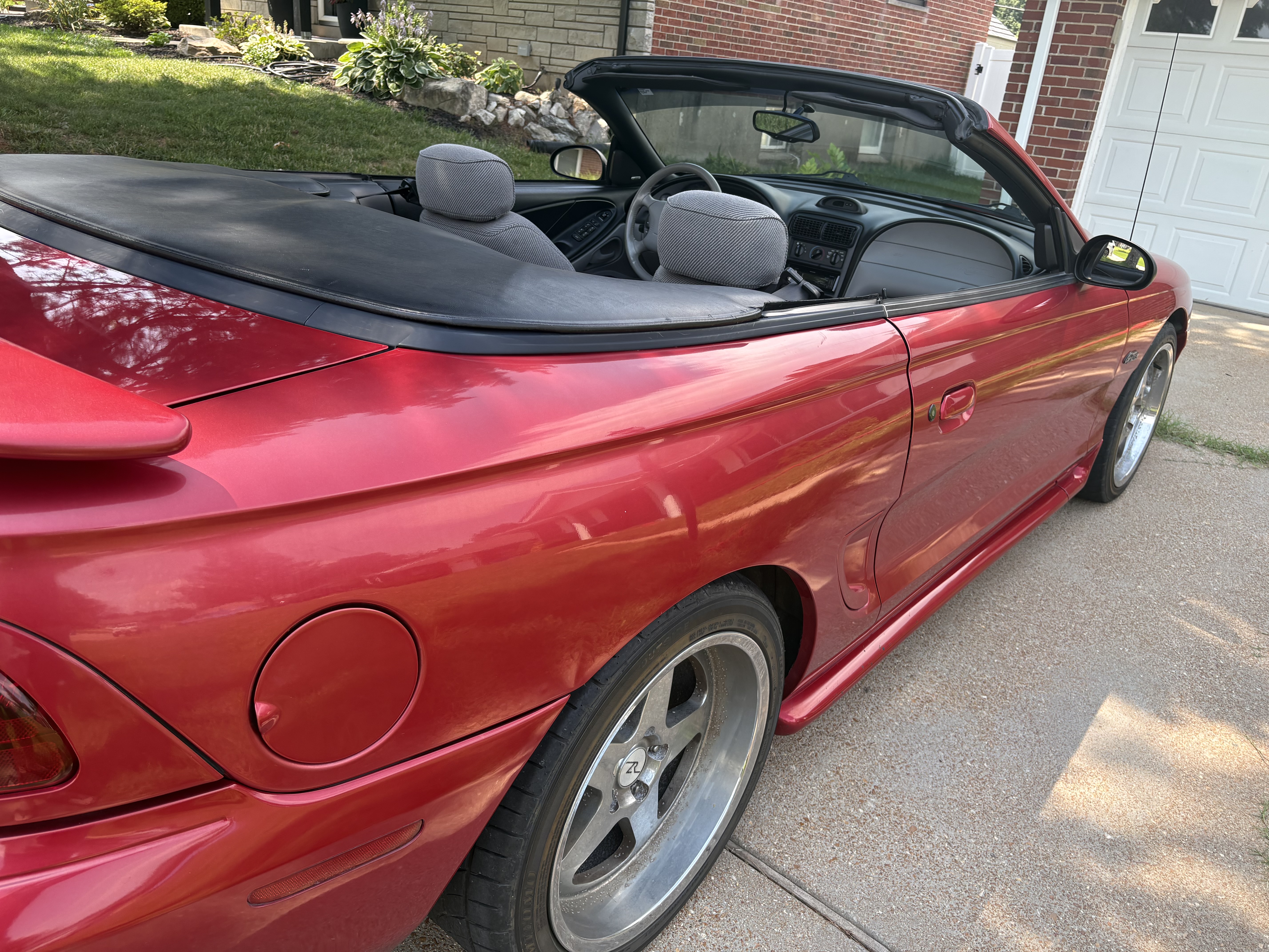 Used 1996 Ford Mustang GT RWD image 6