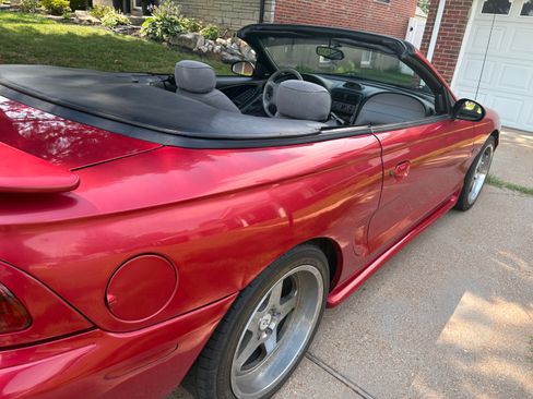 Used 1996 Ford Mustang GT RWD image 6