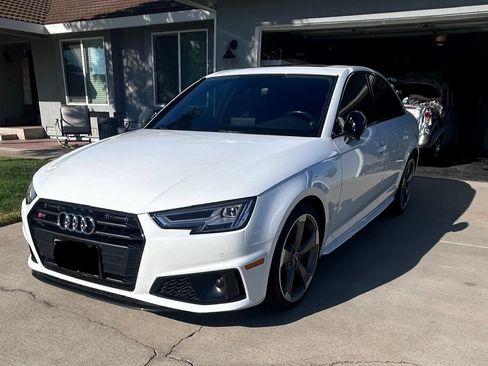 Used 2019 Audi S4 Premium Plus w/ Premium Plus Package image 2