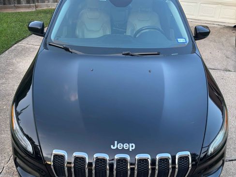 Used 2015 Jeep Cherokee Limited FWD image 11