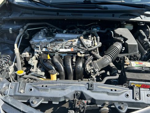 Used 2015 Toyota Corolla LE image 23