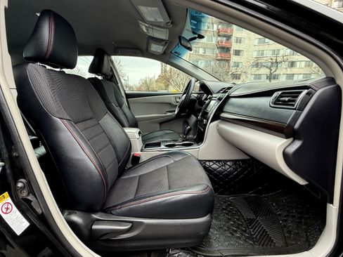 Used 2015 Toyota Camry LE image 17