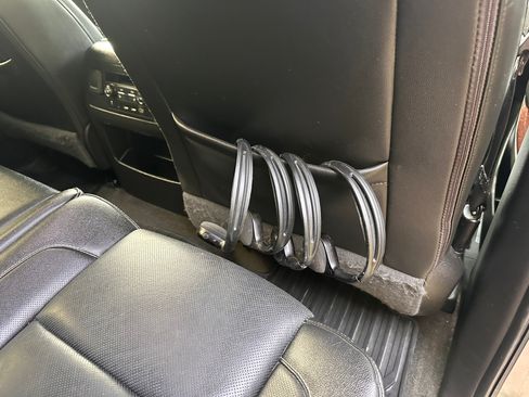 Used 2018 GMC Yukon XL SLT w/ Premium Edition AWD/4WD image 20