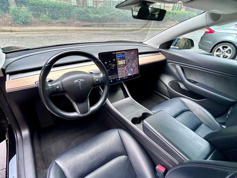 Used 2019 Tesla Model 3 Standard Range Plus RWD image 26