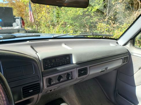 Used 1996 Ford Bronco image 24