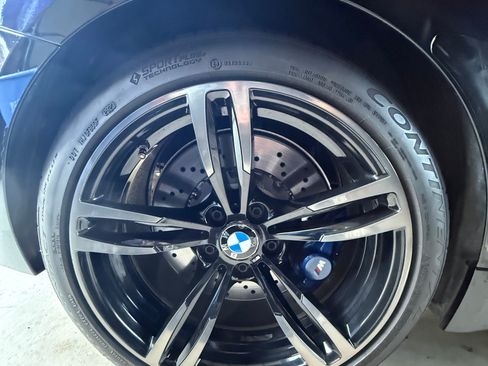 Used 2017 BMW M4 Coupe image 17